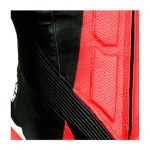 MONO DE CUERO PARA MOTORISTAS UNA PIEZA, CON PROTECTORES DE TITANIO 2140 NEGRO ROJO BLANCO - Imagen 4