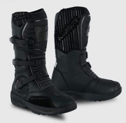 BOTAS DE MOTO SUZUKA CAÑA ALTA NEGRO ADVENTURE TOURING TRAIL EN PIEL CON PROTECCIONES CE